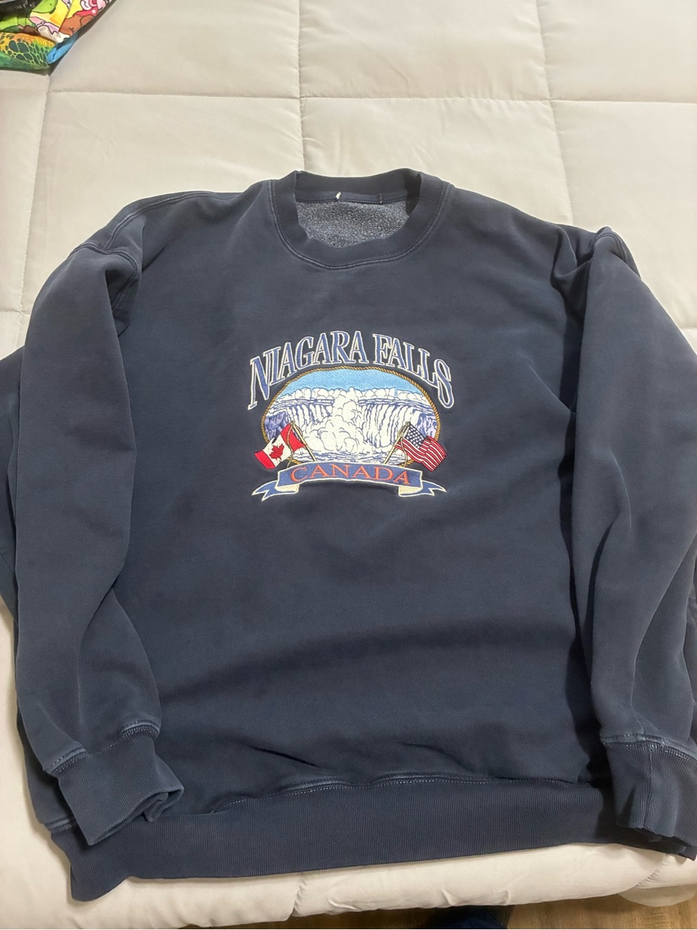 Niagara Falls Canada Navy Crewneck Sweatshirt - Men